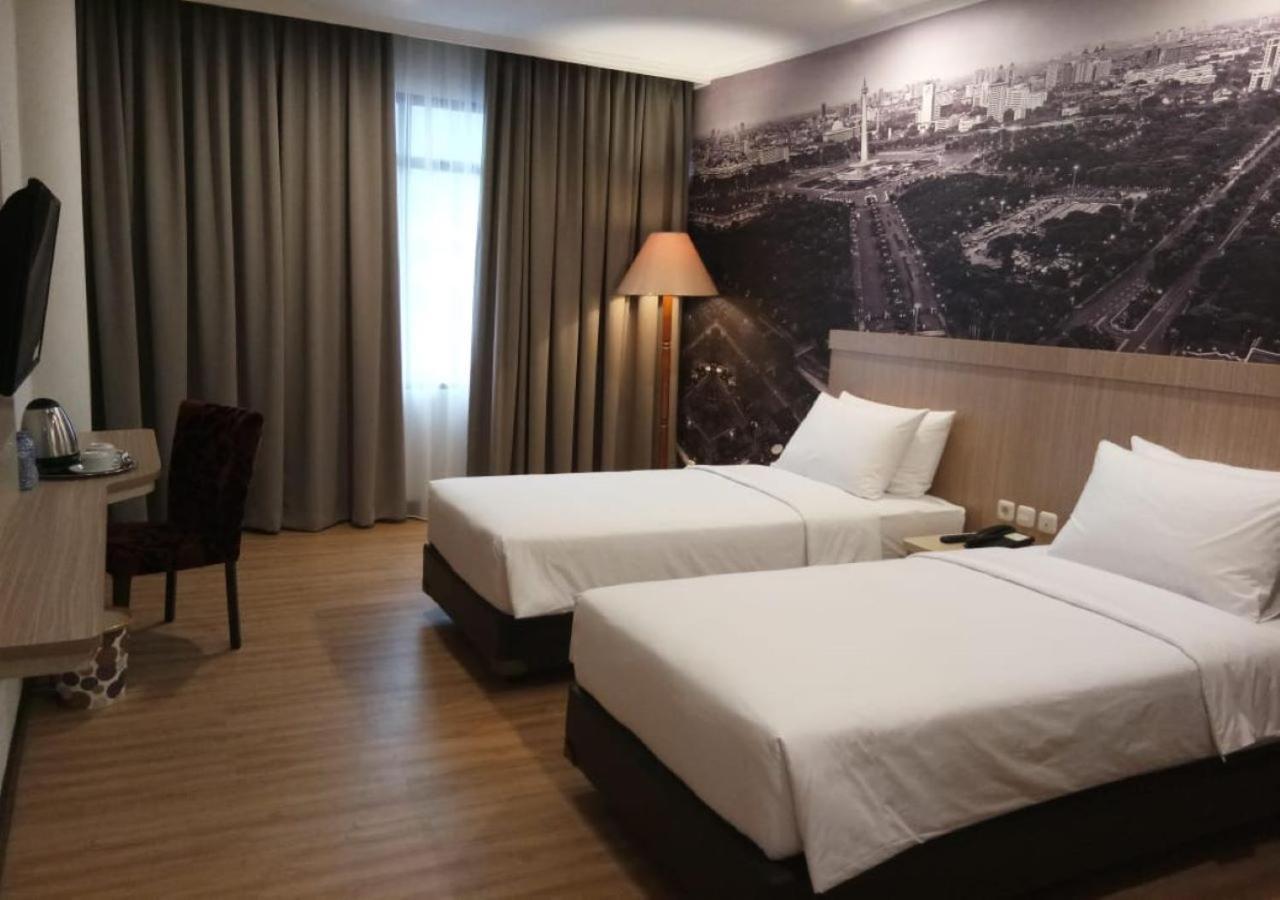 Giia Sanno Hotel Pluit Джакарта Экстерьер фото