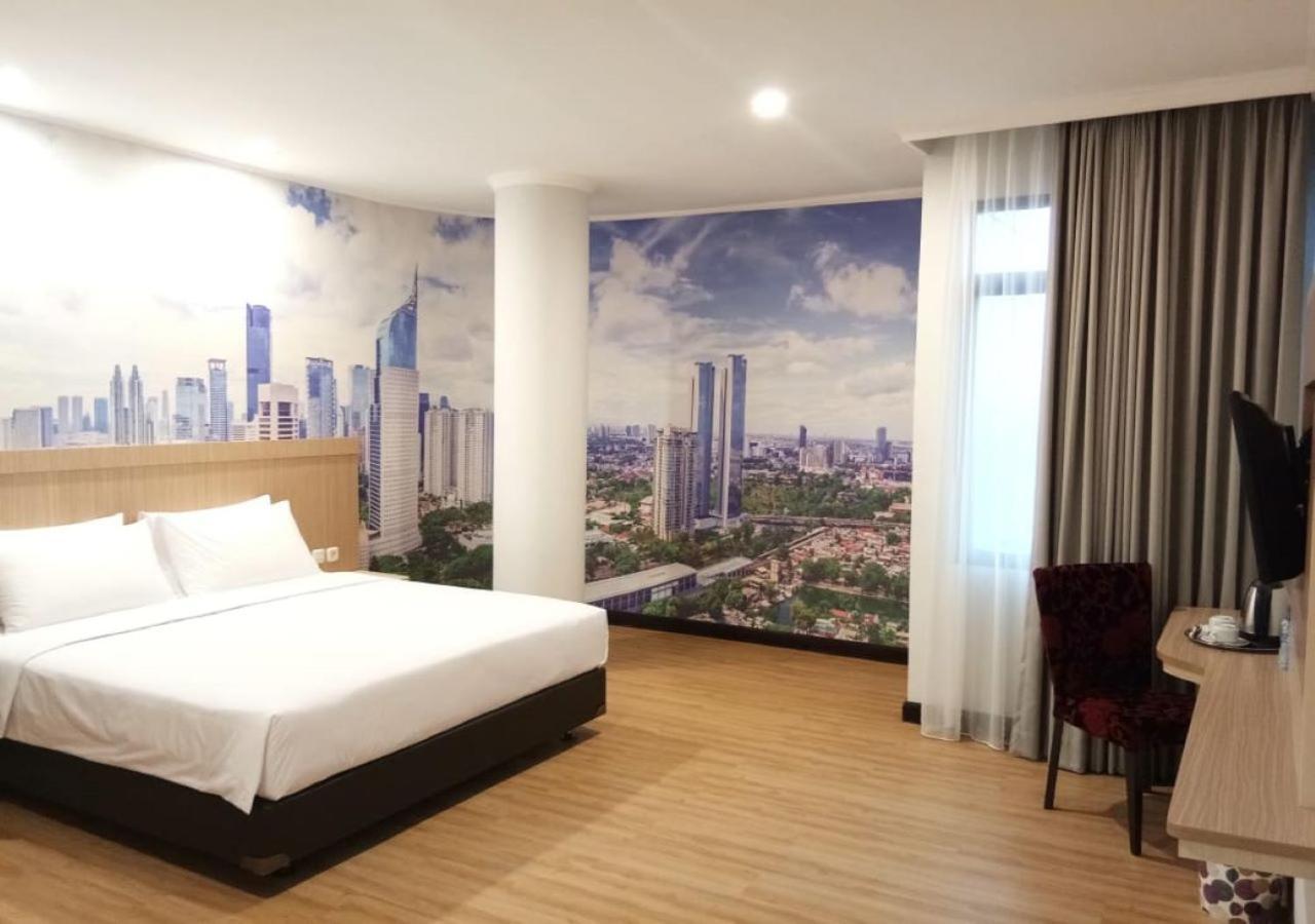 Giia Sanno Hotel Pluit Джакарта Экстерьер фото