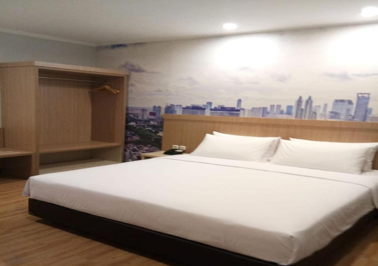 Giia Sanno Hotel Pluit Джакарта Экстерьер фото